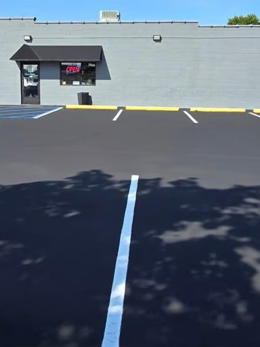 Dirty Works Contracting Arlington, Alexandria, Fairfax County VA Asphalt Resealing 4